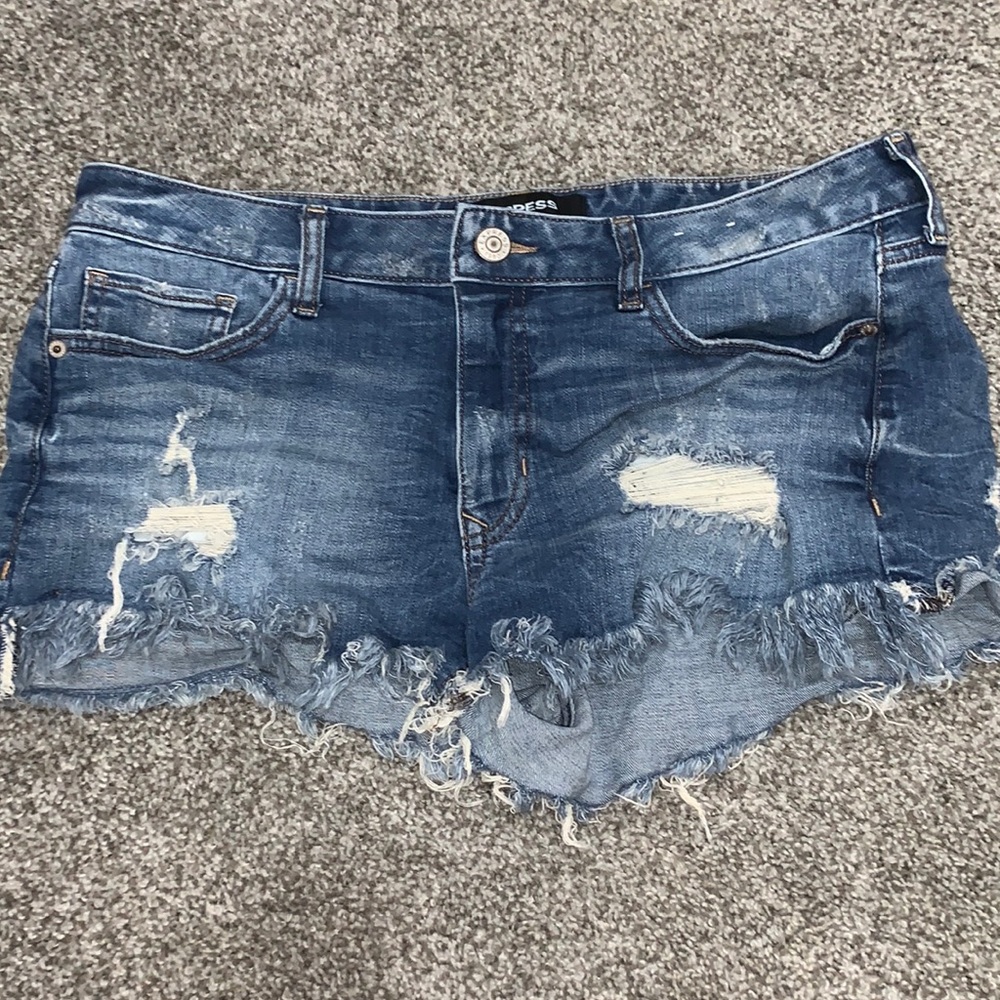 Express Relaxed Low Rise Shortie